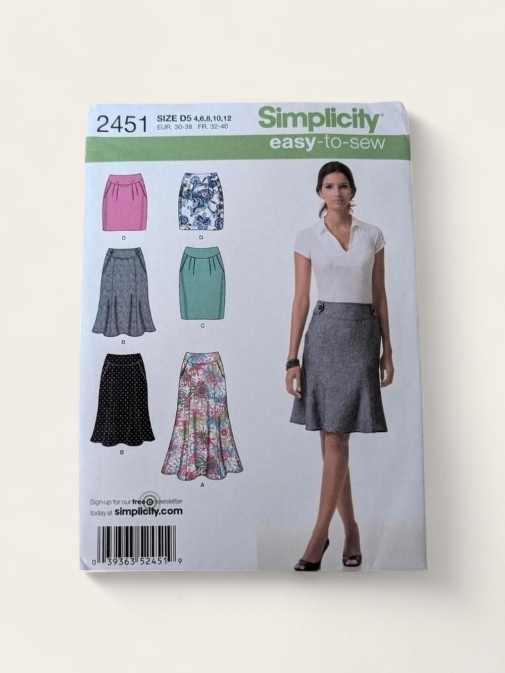 2010 Simplicity Sewing Pattern